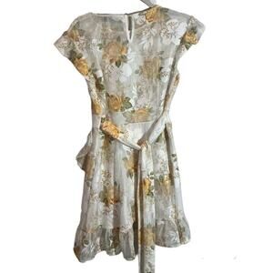 Akira Mesh Floral Sheath Dress Womens Size M Ivory Short Sleeve Round Neck